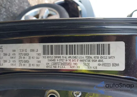 2017 Ram 1500 Big Horn 4X4 6'4 Box из США, поврежденный, VIN 1C6RR7GT3HS555053